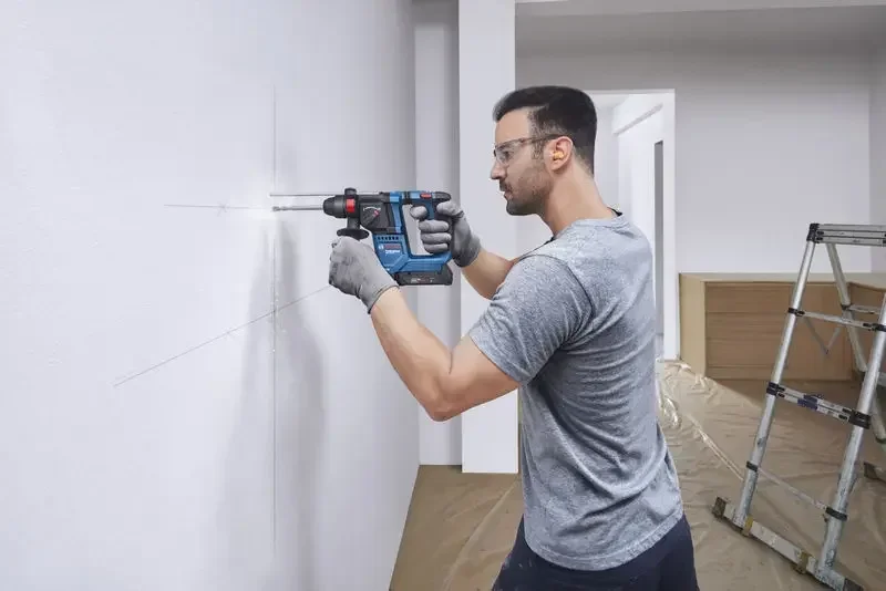 BOSCH GBH 18V-18 – аккумулятор – обзор и цена Power Tools Professional